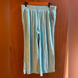 Offline by Aerie Terry Smiley Lounge Pants - Size Medium